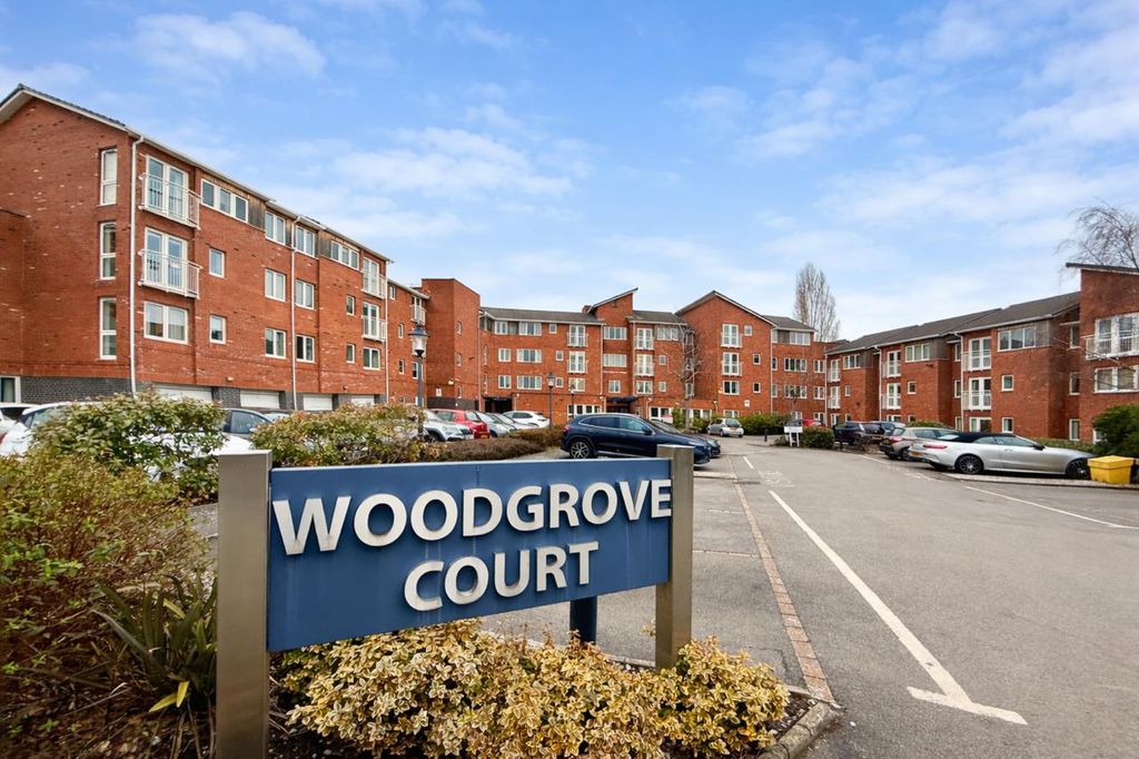 Property photo 1 of 9