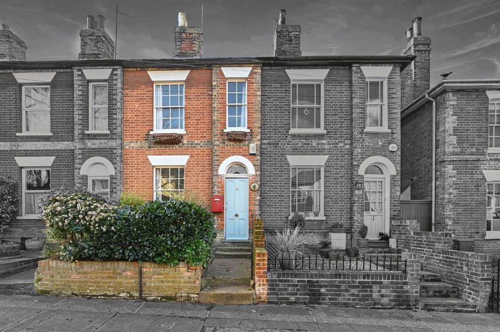 Property photo 1 of 13 Front
