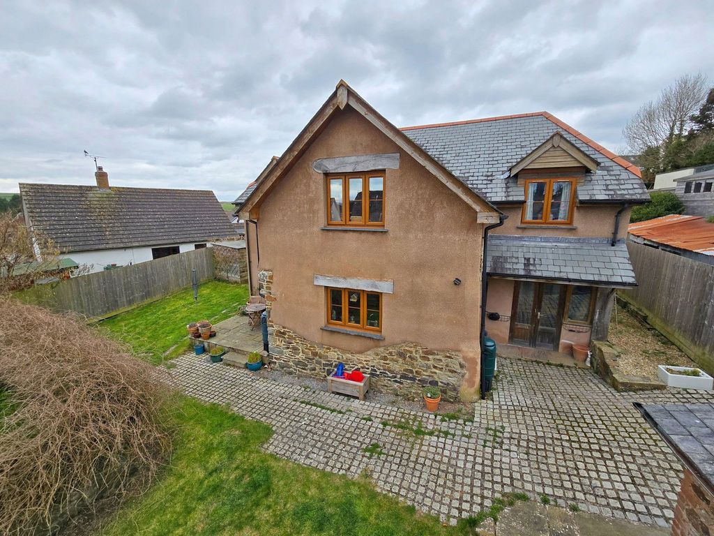 Property photo 1 of 30