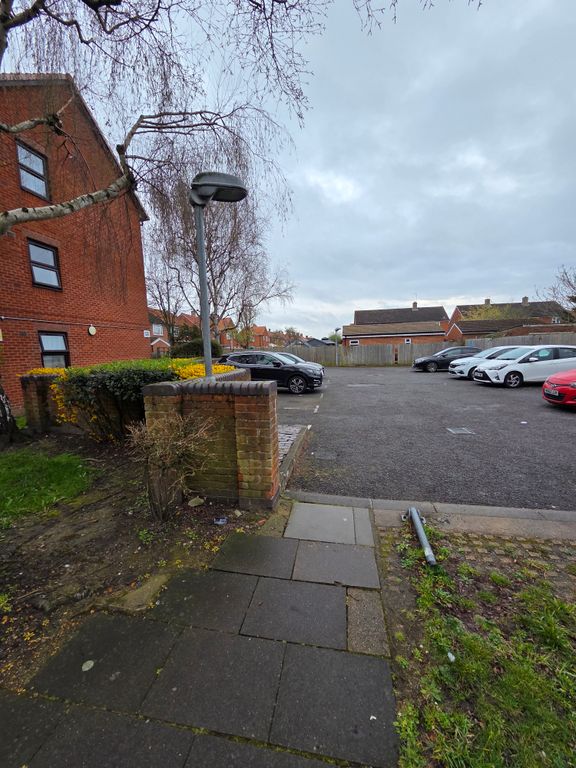 Property photo 2 of 10