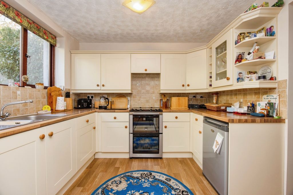 Property photo 3 of 18 Photography