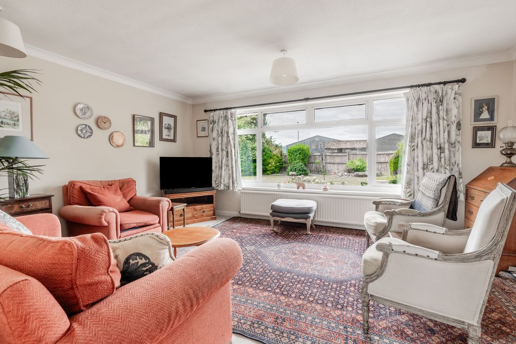 Property photo 2 of 22 A6