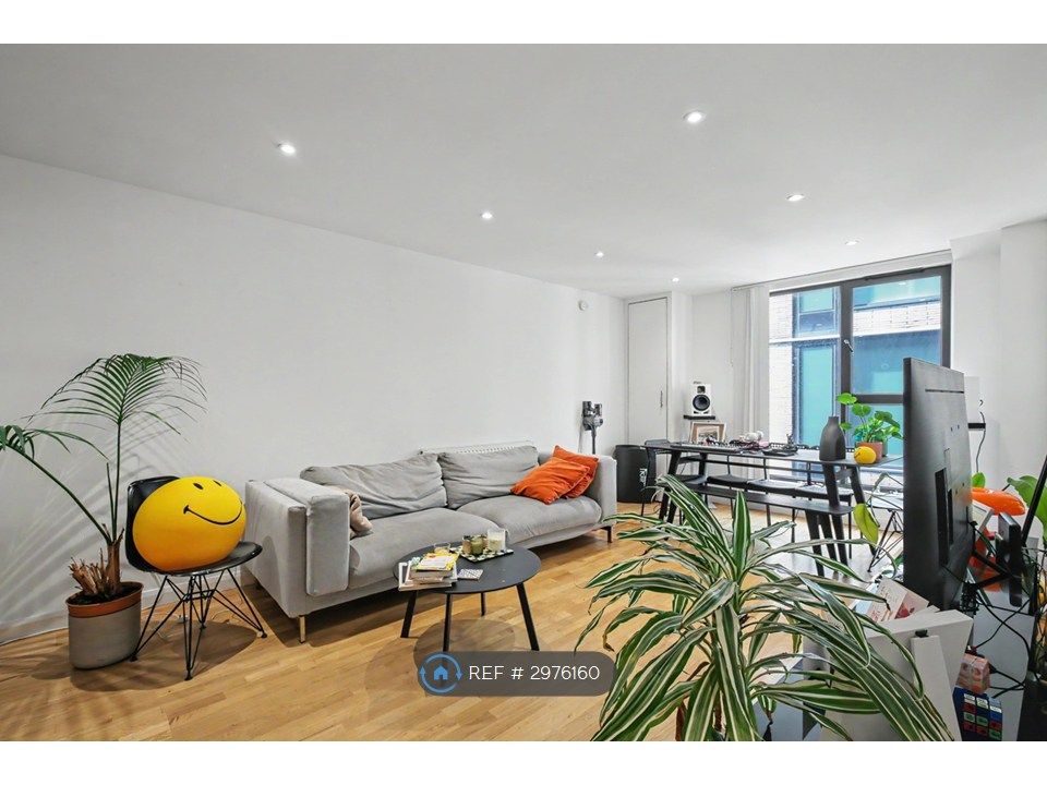 Property photo 2 of 15 Open Plan Living Room/ Kitchen