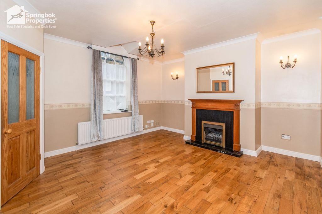 Property photo 3 of 17 2