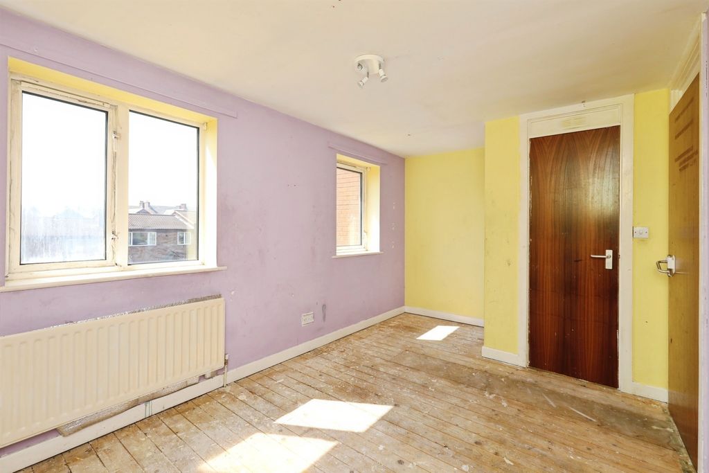 Property photo 3 of 7