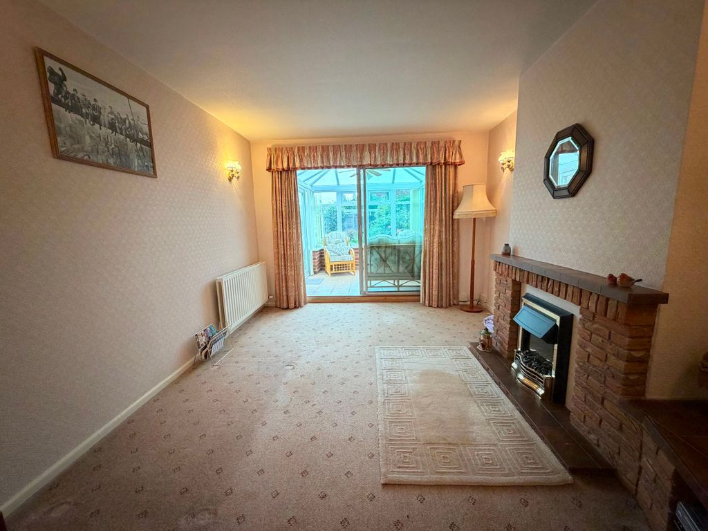 Property photo 2 of 19