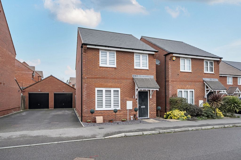 Property photo 1 of 26 1397420-2-6967B7E...