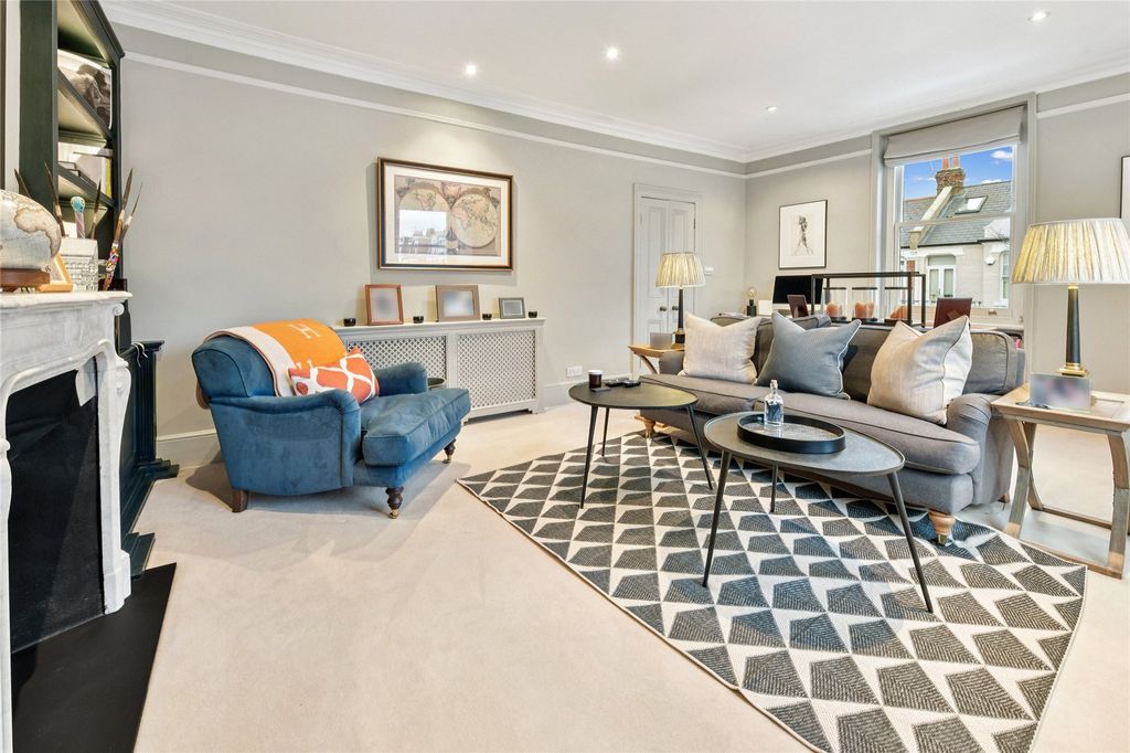 Property photo 3 of 15 Reception Room