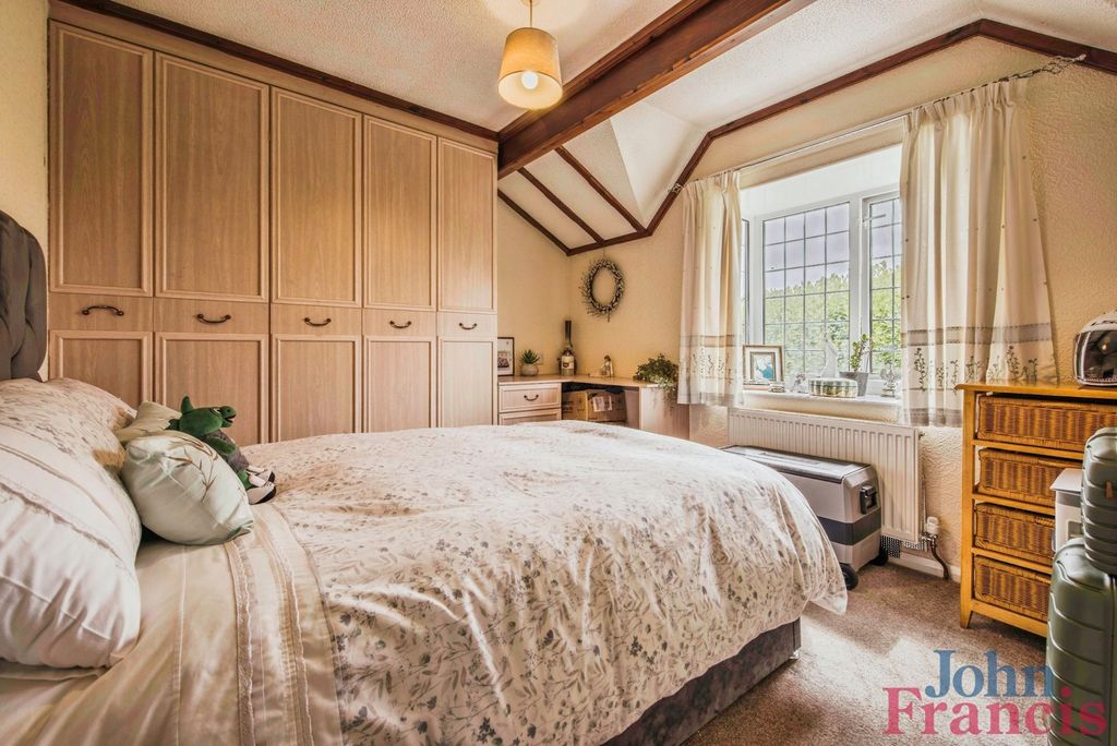Property photo 3 of 44 Pbox-Img.Jpg