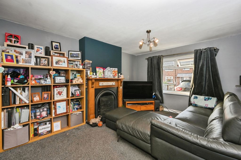 Property photo 2 of 20 Pbox-Img.Jpg