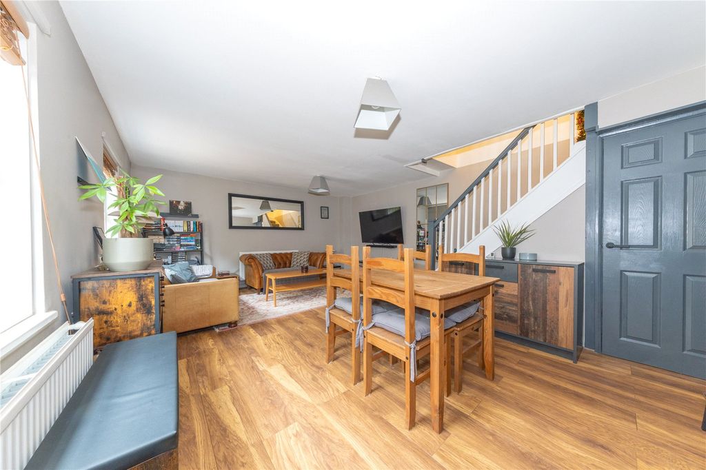 Property photo 2 of 10 Lounge/Dining Room