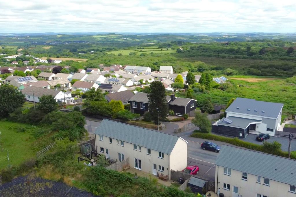 Property photo 2 of 19 Dji_0094