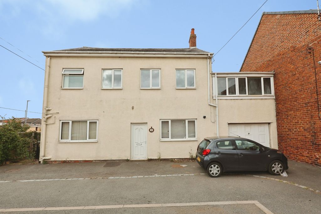 Property photo 1 of 19 Pbox-Img.Jpg