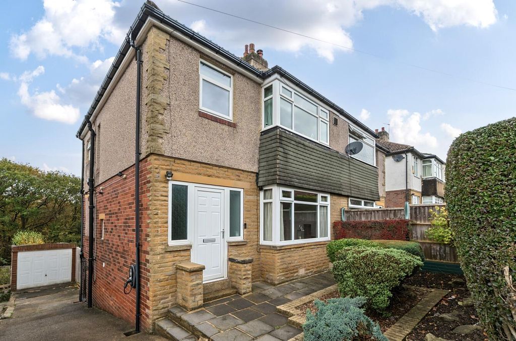 Property photo 1 of 20 1374151-1-6904B3F15246A.Jpg