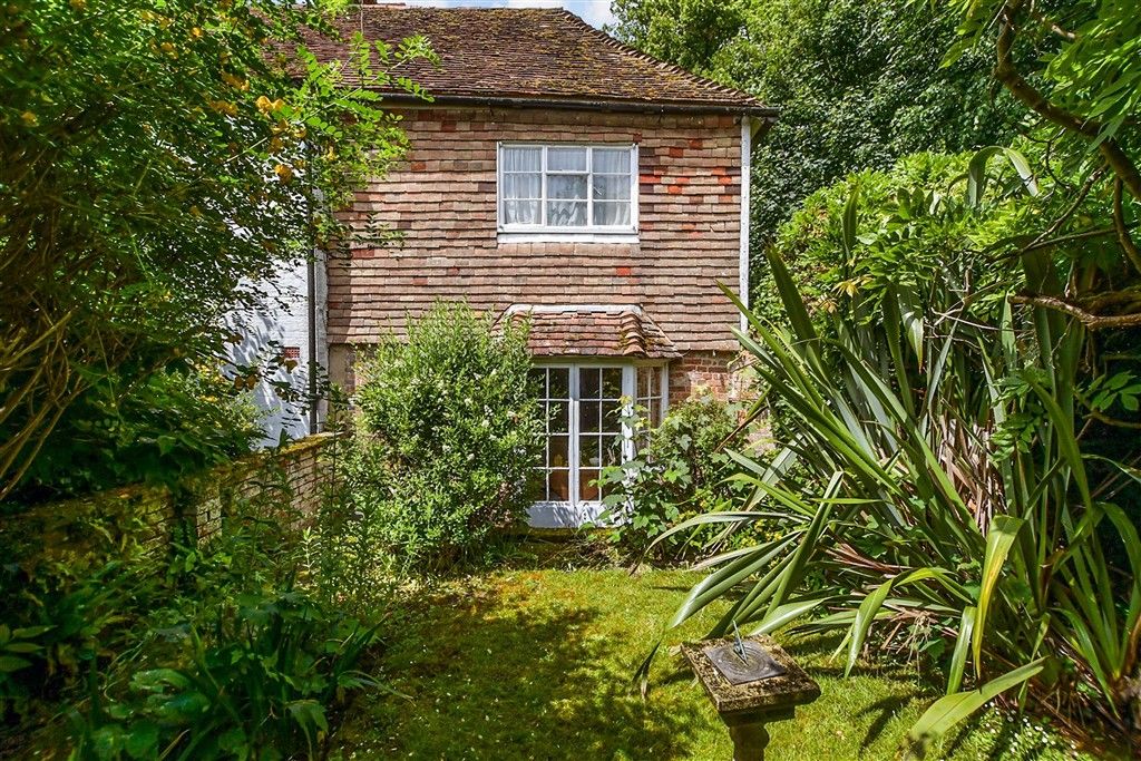 Property photo 2 of 18 Front Cottage