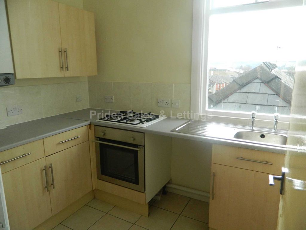 Property photo 2 of 4