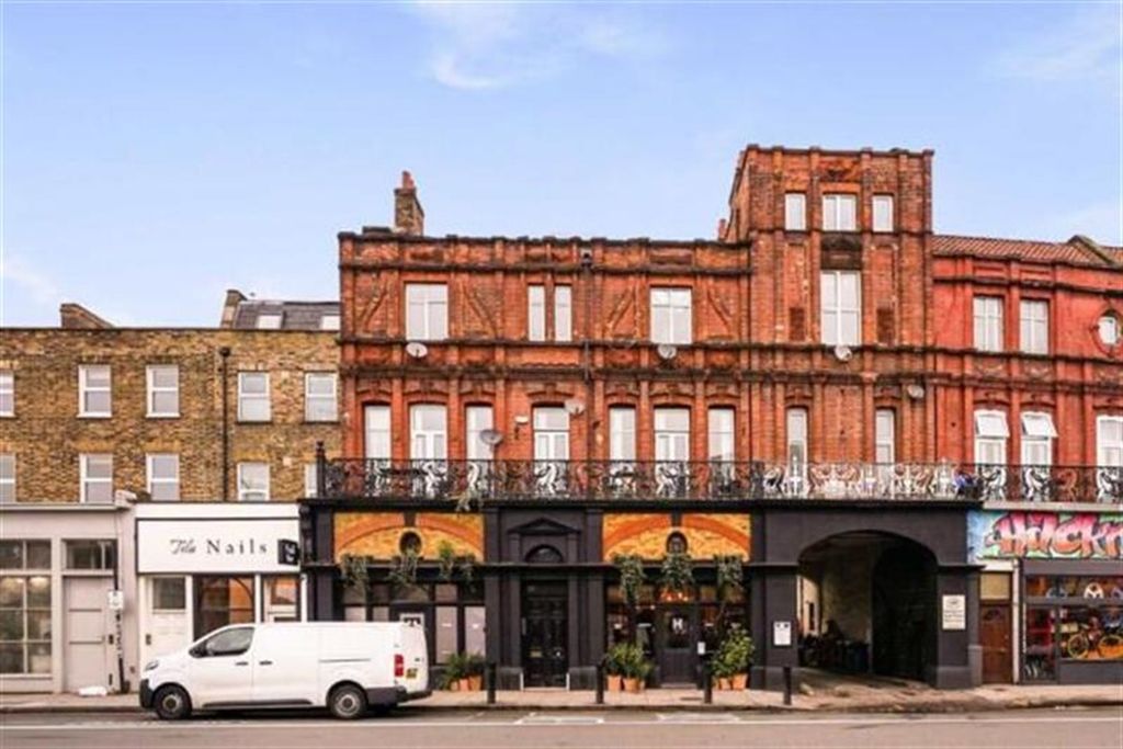 Property photo 1 of 3 (Main)