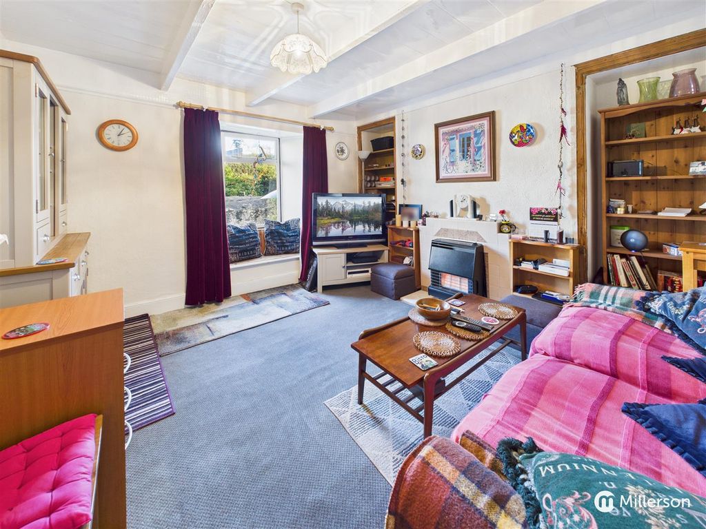 Property photo 3 of 16 Cam05092G0-Pr0130-Still012.Jpg