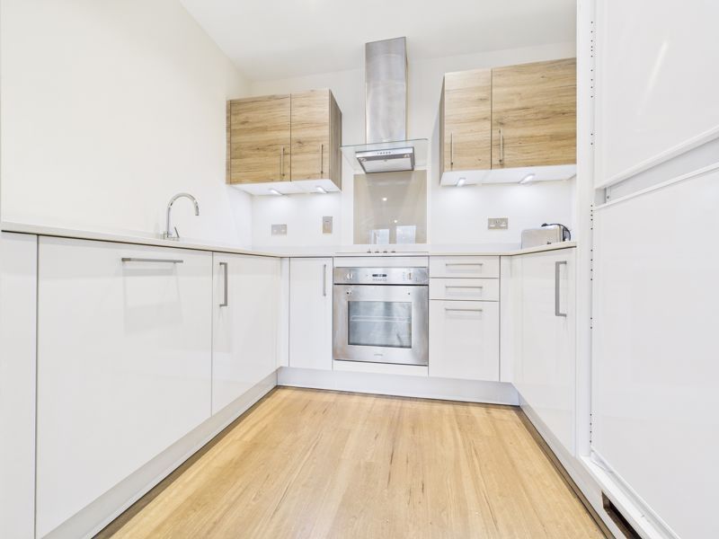 Property photo 1 of 8 Photo 14