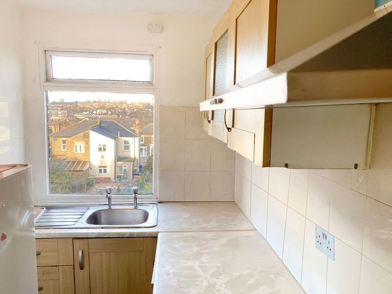 Property photo 3 of 7 Photo 3