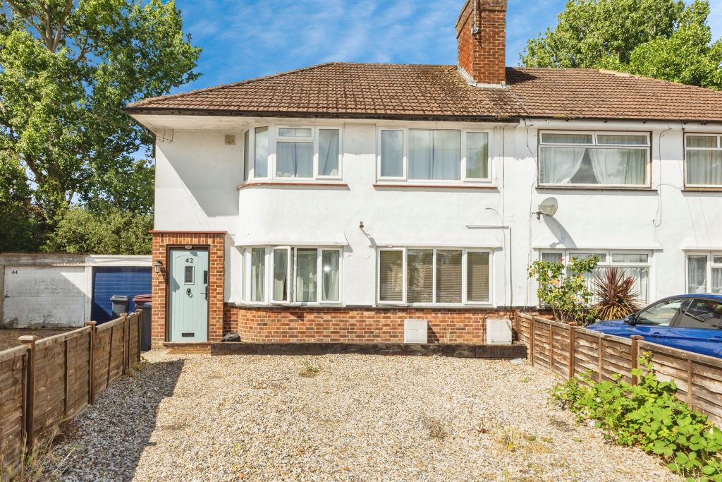 Property photo 1 of 17