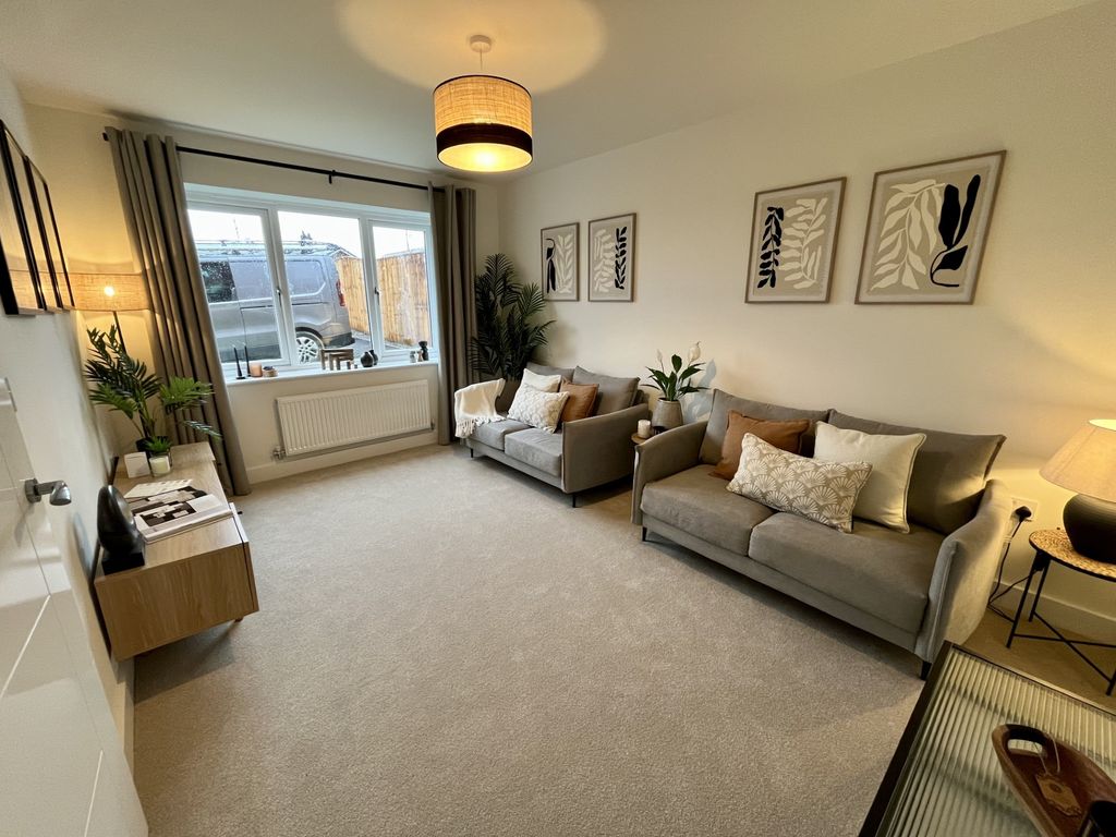 Property photo 2 of 12