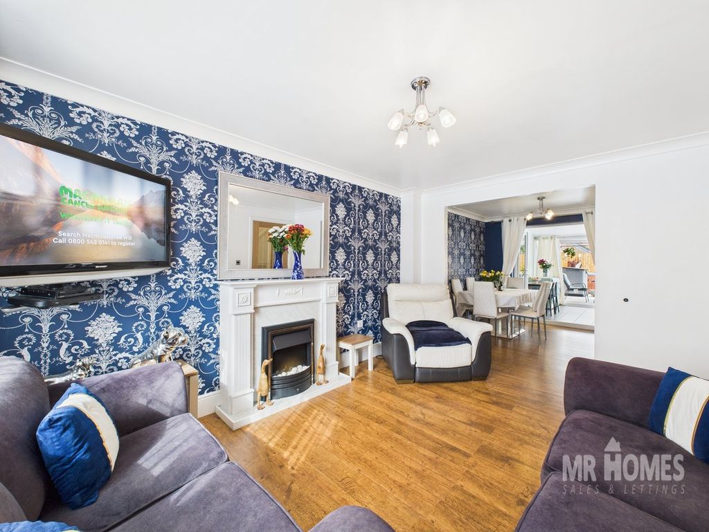 Property photo 3 of 39