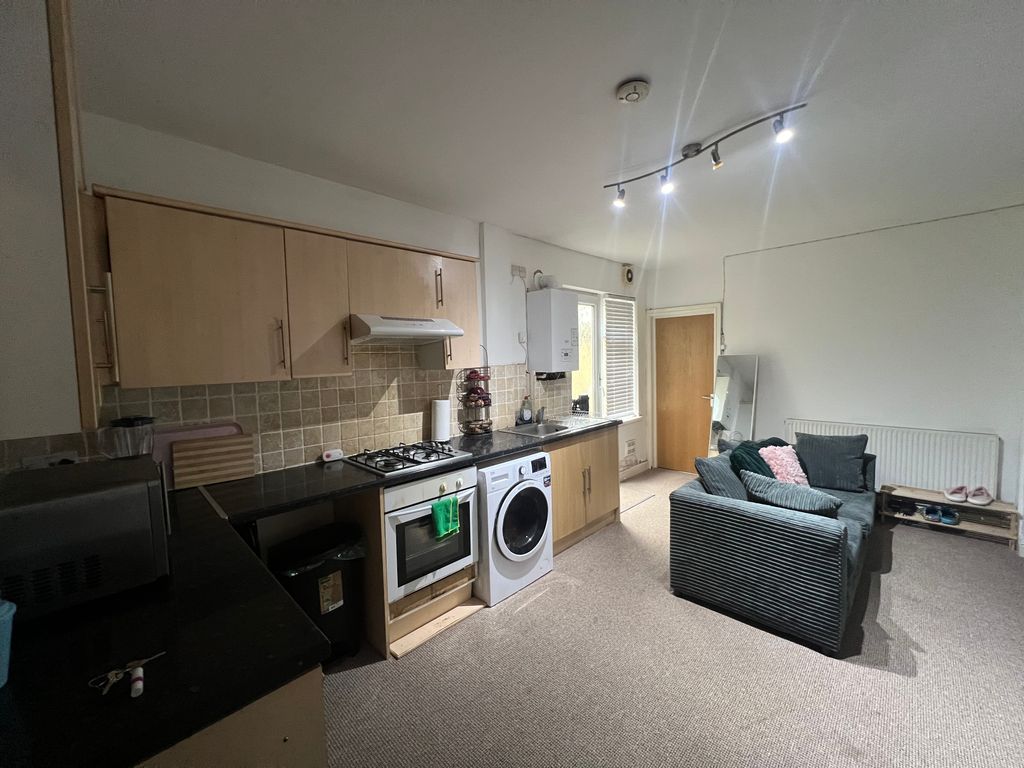 Property photo 3 of 5 Bathroom