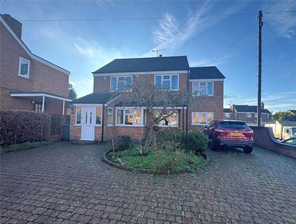 Property photo 1 of 18 Front