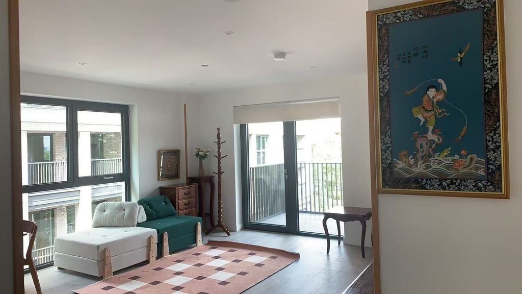 Property photo 3 of 47