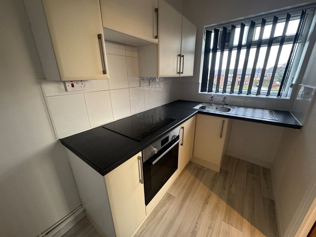 Property photo 3 of 6 Picture No. 02