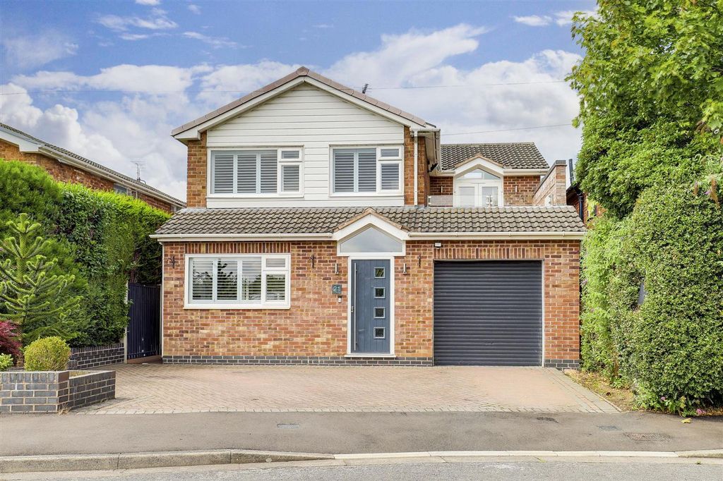 Property photo 1 of 41