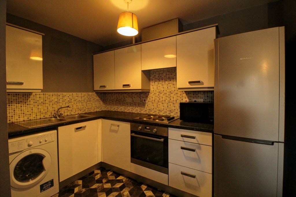 Property photo 3 of 16 2