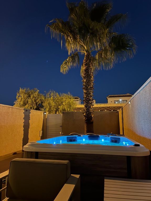 Property photo 3 of 31