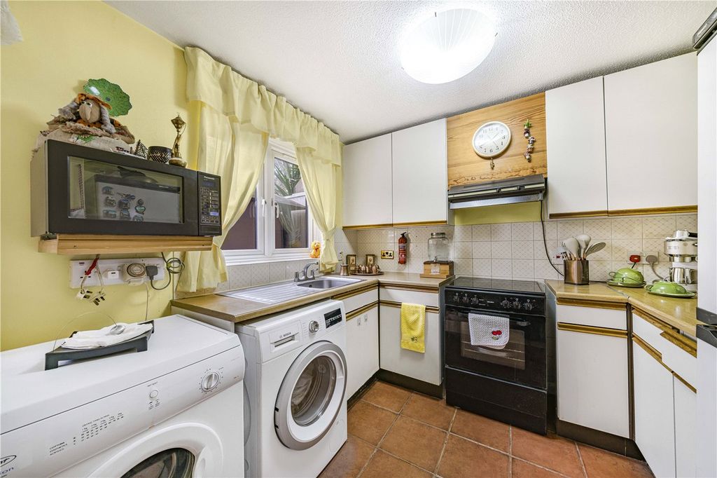 Property photo 3 of 22 Picture No. 18