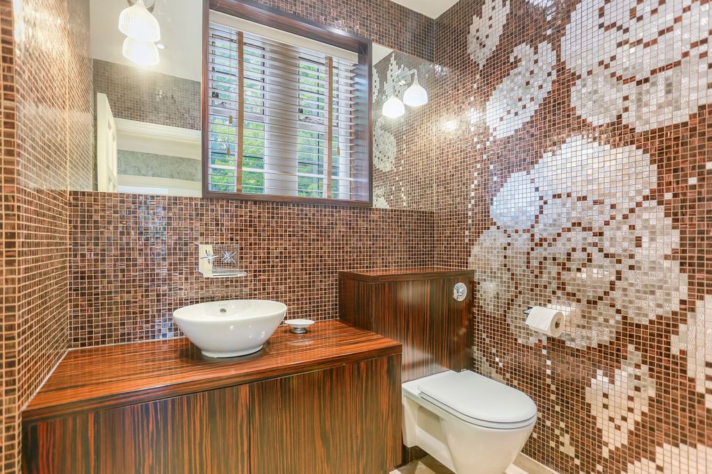 Additional image 15 of 7 bed detached house for saleWithdean Road, Brighton BN1