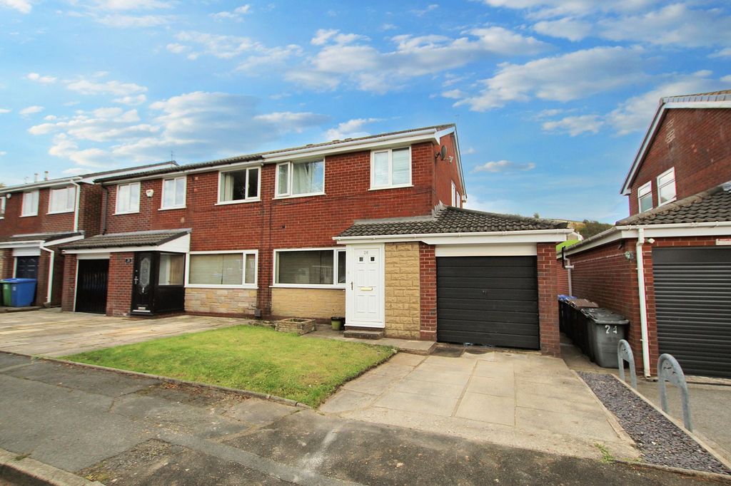 Property photo 1 of 18