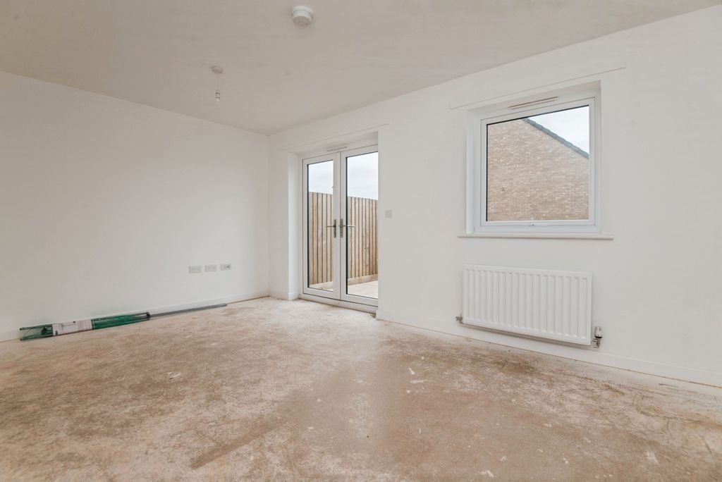 Property photo 2 of 11 Photo