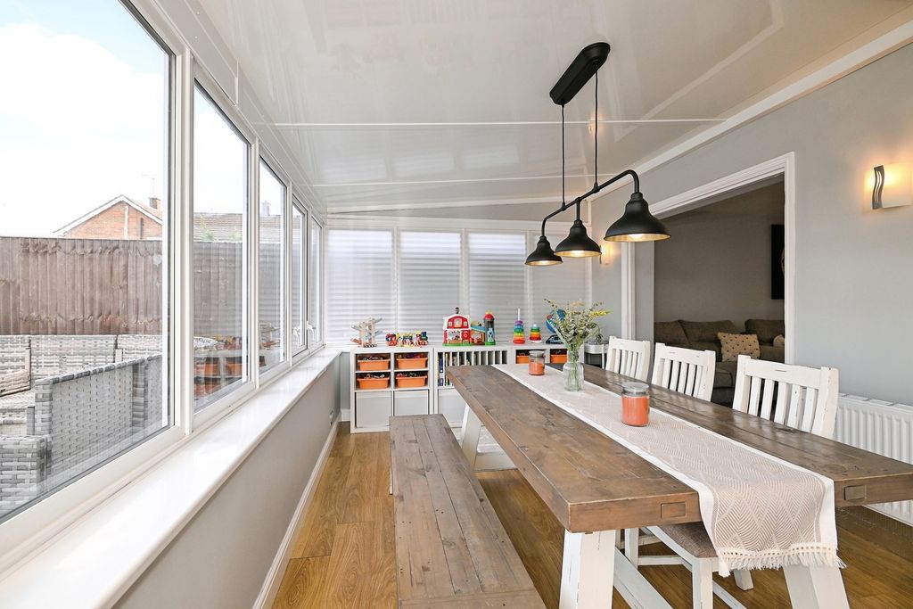 Property photo 3 of 20 Pbox-Img.Jpg