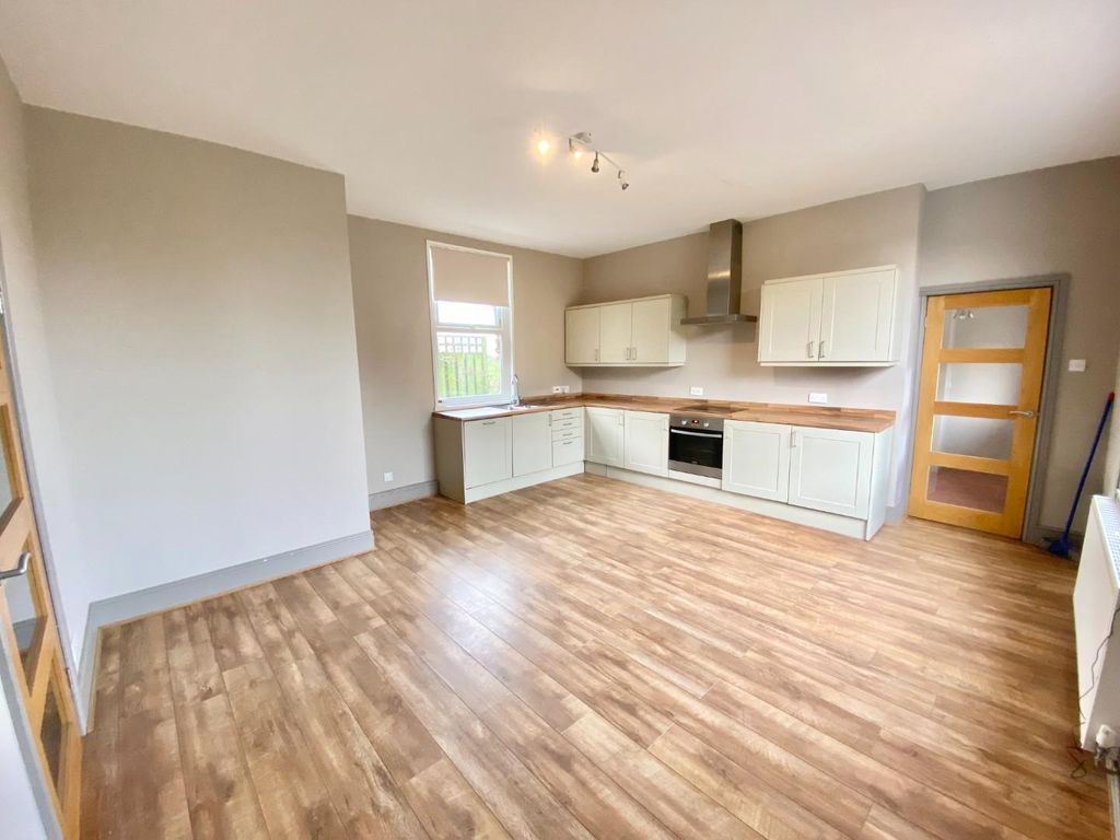 Property photo 3 of 38 Image00013.Jpeg