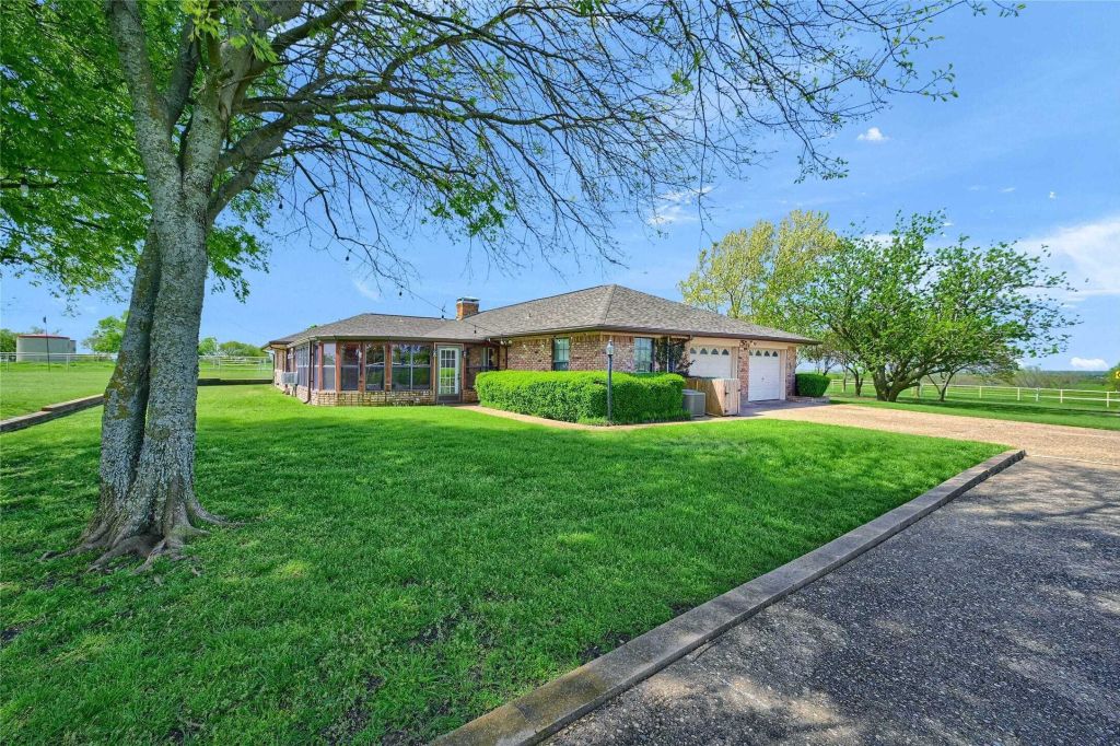 Property photo 3 of 26 <Alttext/>