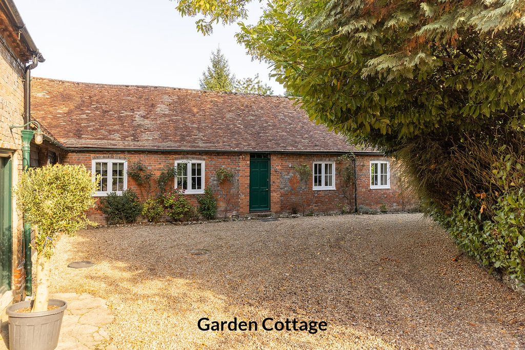 Additional image 18 of 8 bed detached house for saleWoodlands St. Mary, Hungerford, Berkshire RG17