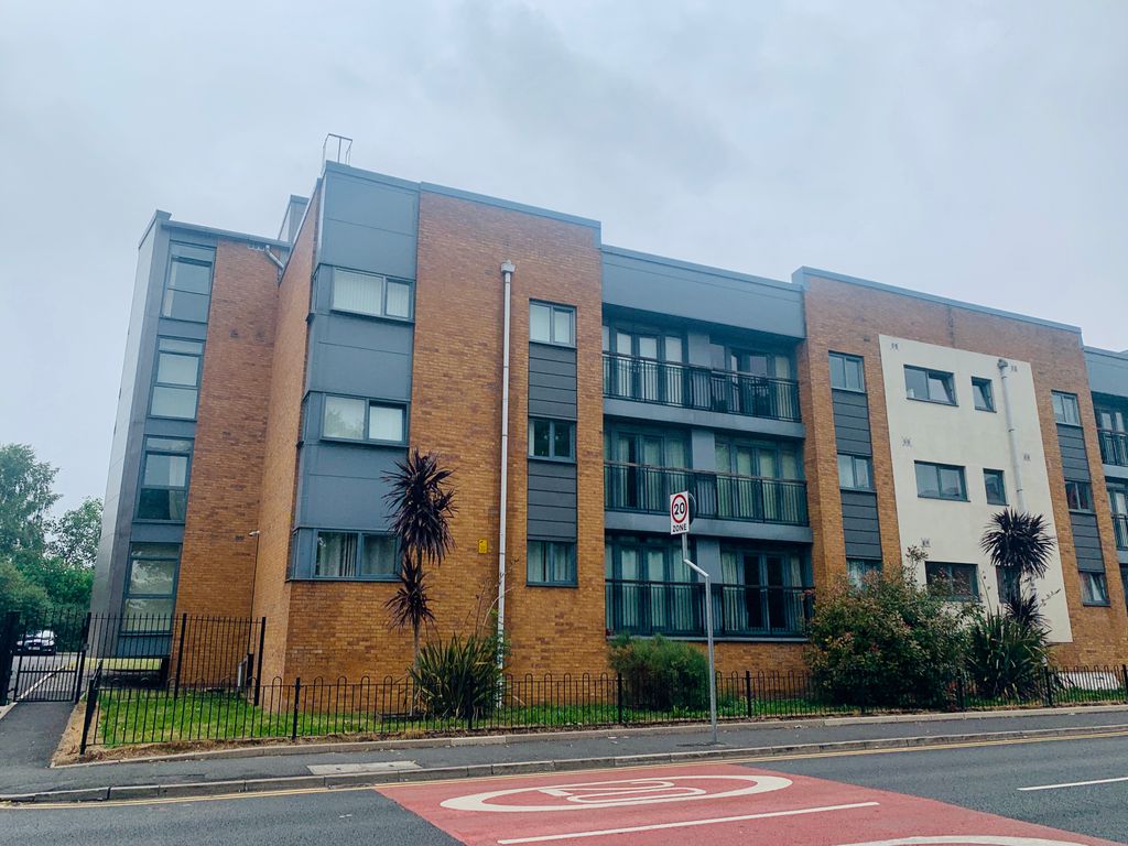 Property photo 1 of 8