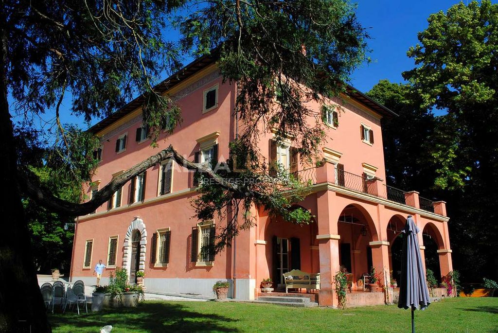 Property photo 1 of 36