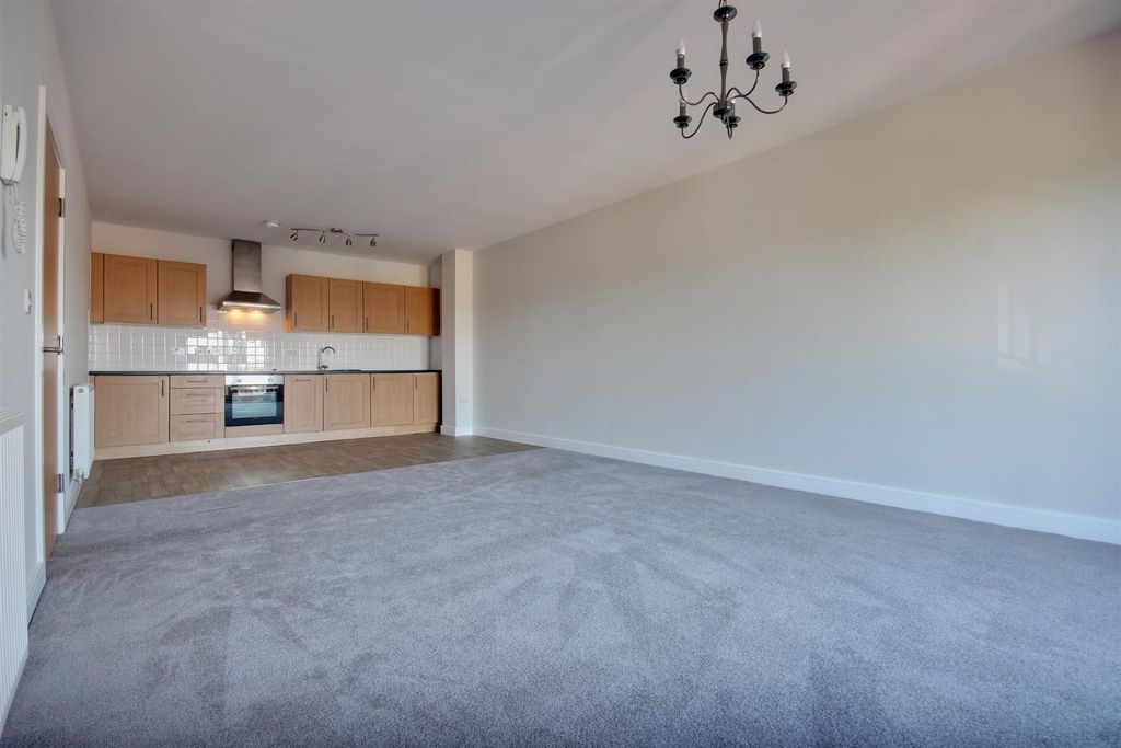 Property photo 2 of 10 Delta (4).Jpg