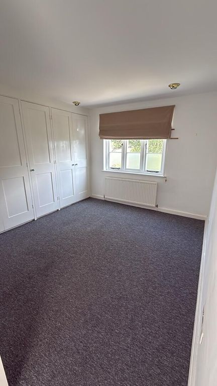 Property photo 3 of 11 Bedroom