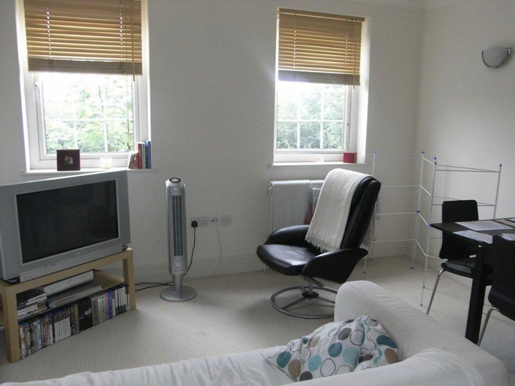 Property photo 3 of 4