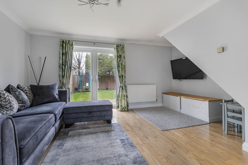 Property photo 2 of 21 775428