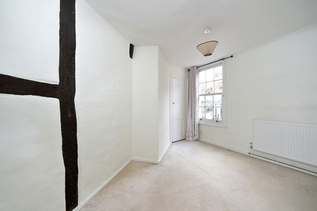 Property photo 3 of 8 Bedroom 1