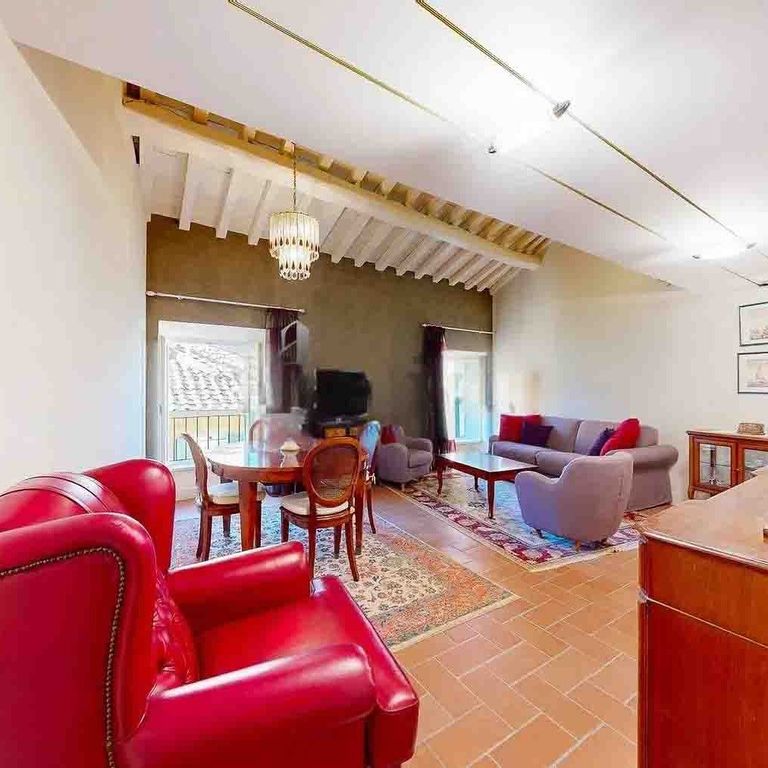 Property photo 1 of 12 Charming Apartment In Rome, Lazio